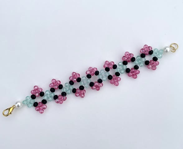 Zig-zag Floral Crystal Beaded Bracelet