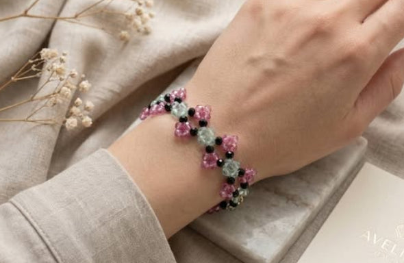 Zig-zag Floral Crystal Beaded Bracelet