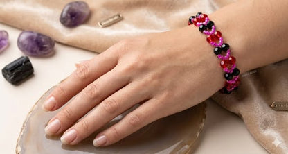 Elegant Heart Beaded Bracelet